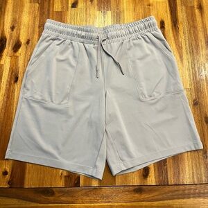 3/$15 Mondetta Gray Athletic Shorts with Elastic Waistband Womens size Medium